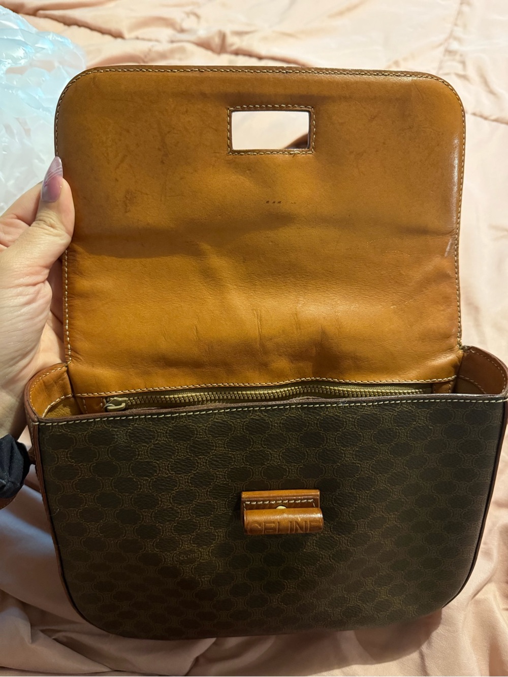 Celine Brown Monogram Shoulder Bag with Tan Trim - Picture 2 of 12